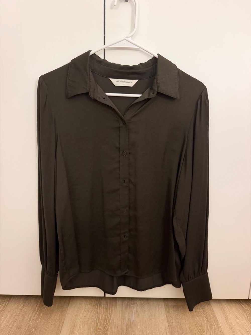 Olive Green Button-Down Long Sleeve Shirt